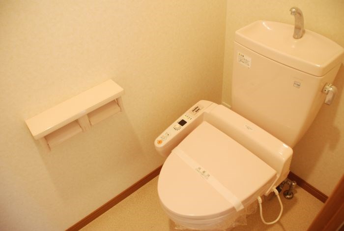 アヴァンセーヌ西新 トイレ
