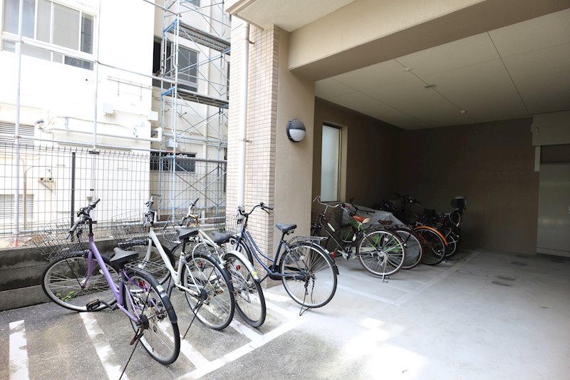 アヴァンセーヌ西新 その他設備