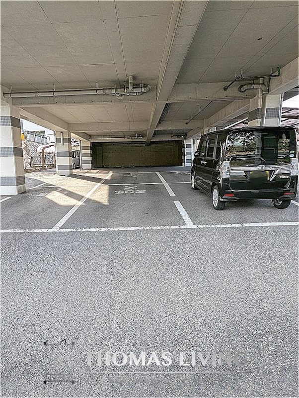 サンヒルズ川島 駐車場