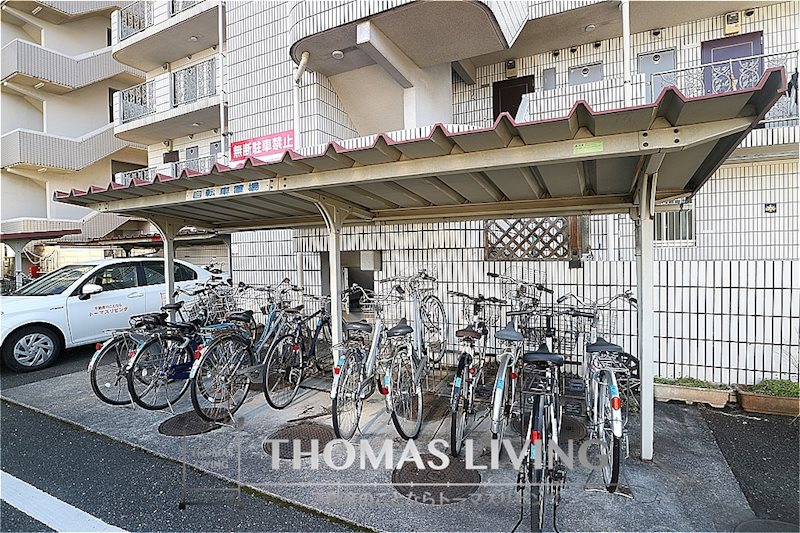 コスモ8 敷地内駐輪場