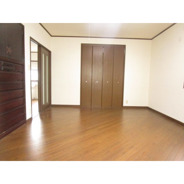 青山2丁目戸建 ベッドルーム