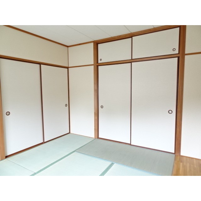 アーバンライフ石坂 和室