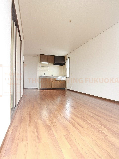ヴルヴァール観世 広々としたリビング　※別部屋参考