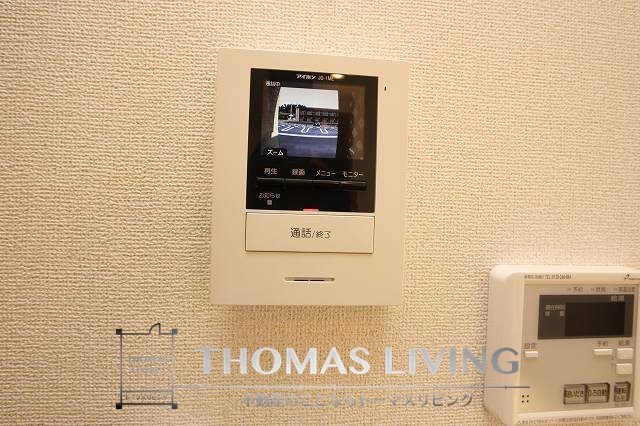 ラマージュ A モニターインターフォン付きでセキュリティ面も安心ですね。