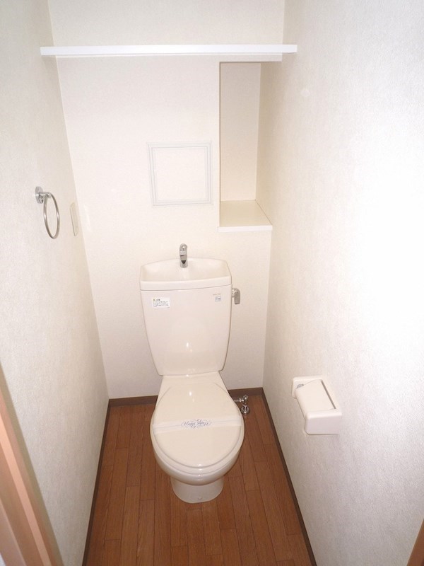コモドパラッツォ ※別号室参考写真　棚があり便利