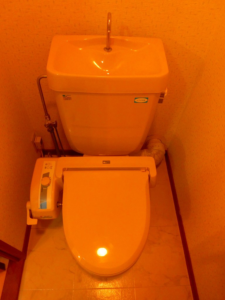 グランドソフィア20 嬉しい温水洗浄便座付き・別号室参考写真