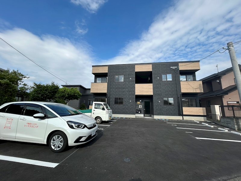 BRAVEBASE CAVALIER 駐車場
