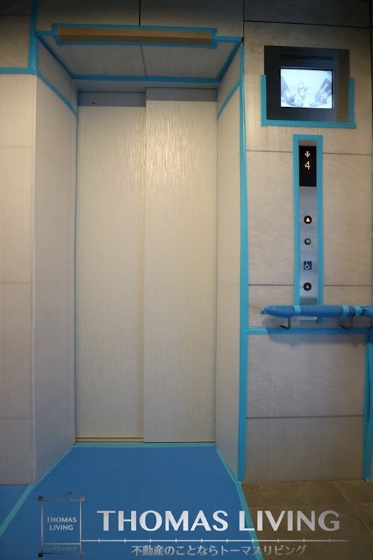 アルファステイツ飯塚駅 エレベーターがあり、カメラ付きで安心です。