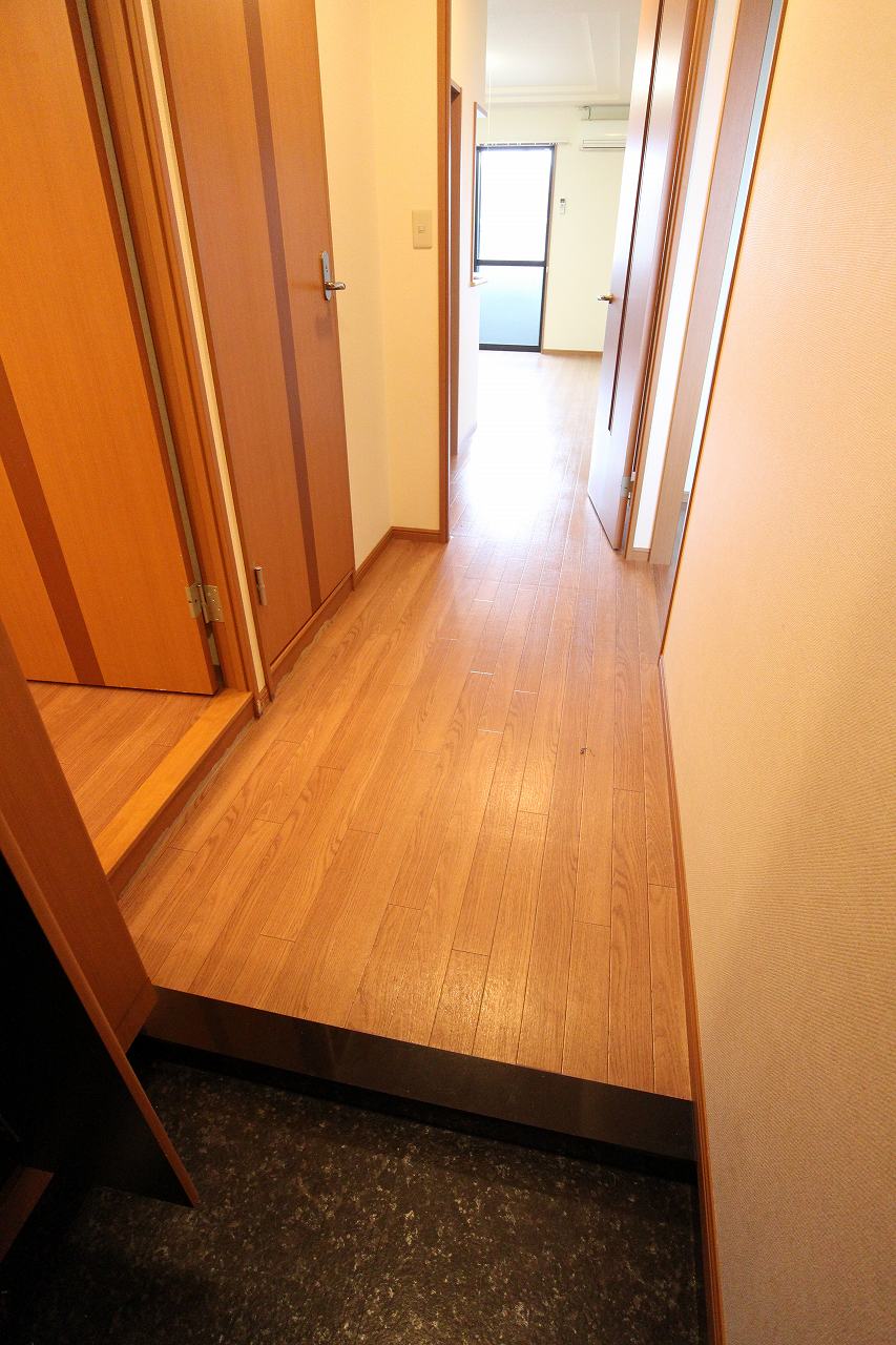 アルビレオ　A棟  玄関