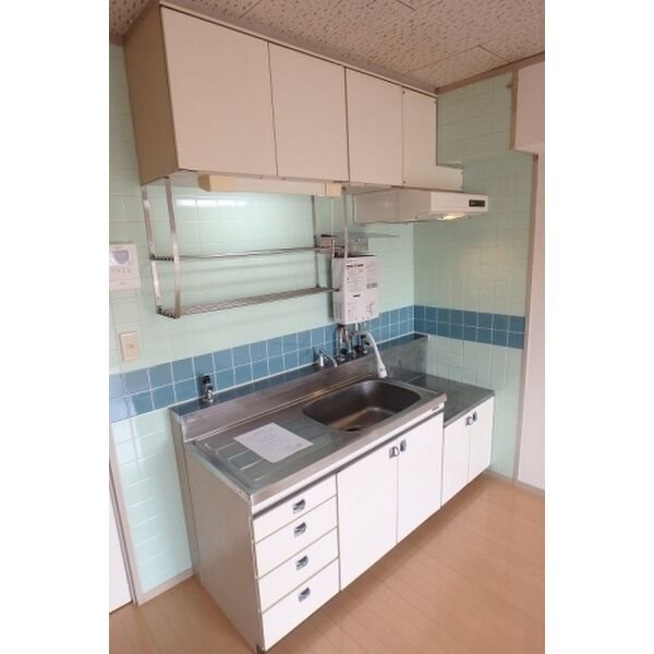 レジデンス宮原 キッチン　※別号室参考写真
