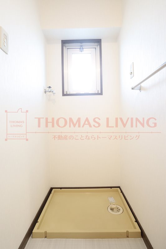エステートピア 洗濯機置き場　※別号室参考写真