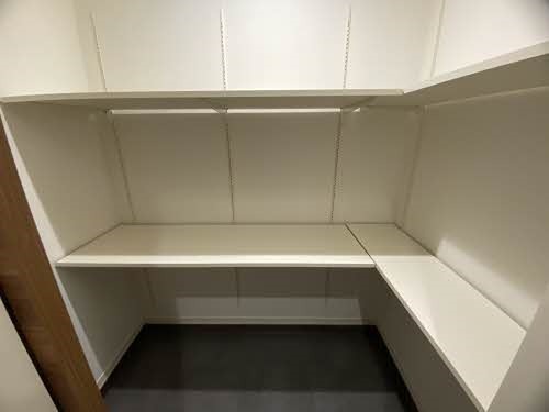 E・Maison　Nishijin 収納