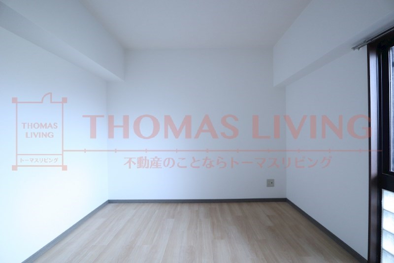 ロマネスク春日弥生 洋室　※別号室参考写真
