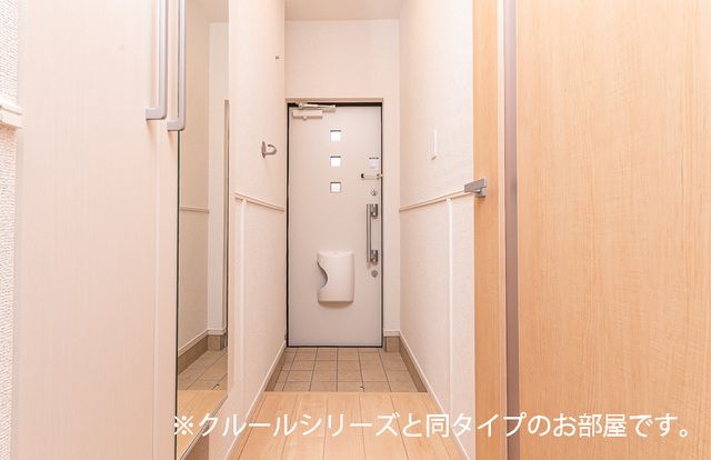 ソレイユ・ド・コリーヌ 玄関