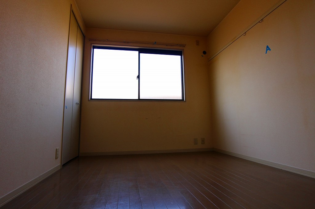 グランシャリオ 洋室。※別部屋参考写真