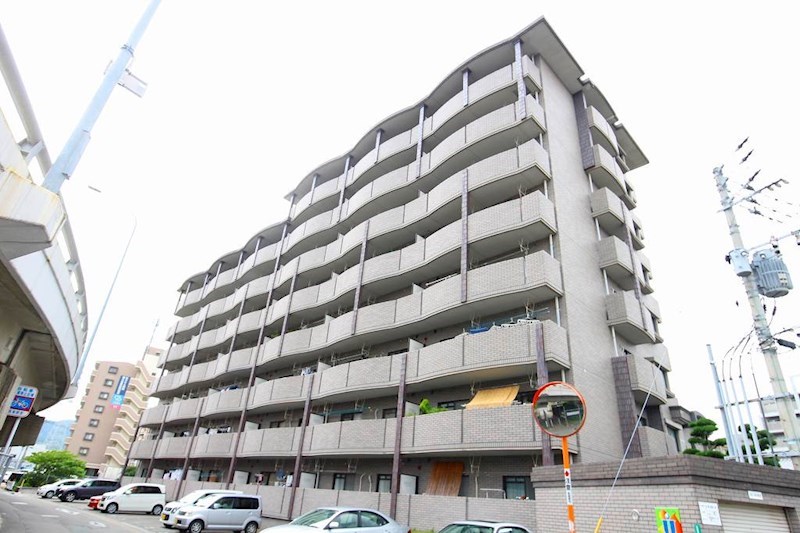 西鉄朝倉街道・JR天拝山駅ダブルアクセス。