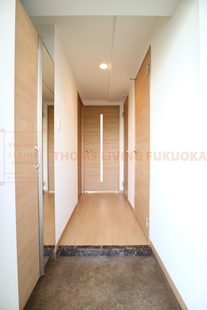 カラコレスⅤ 玄関　別号室参考写真