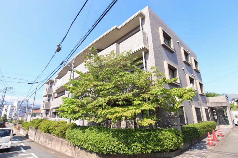 外観 広々ファミリータイプ