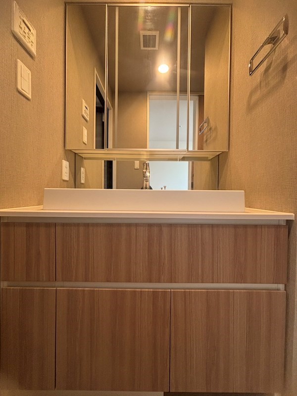 クリオラべルヴィ呉服町イースト 洗面所