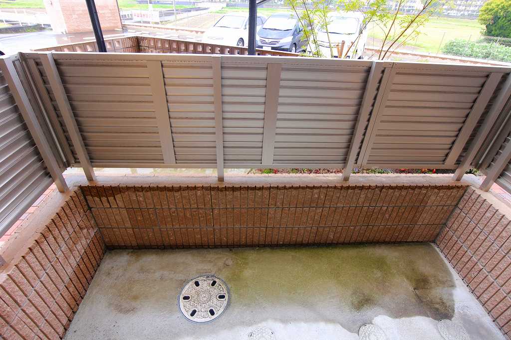 エレガンスコート水城Ⅰ 1Fは専用庭付き・別号室の写真です