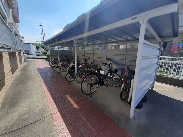 ヴィルヴェール筑紫 収納