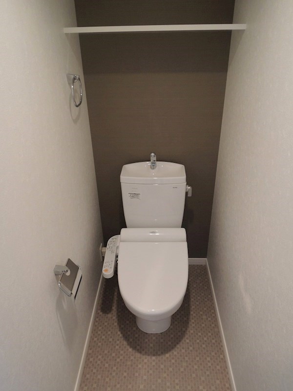 エンクレスト舞鶴Ⅱ ※別号室の参考写真です。