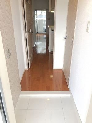 アソシアグロッツォ・クアトロ博多 玄関です※別室参考写真