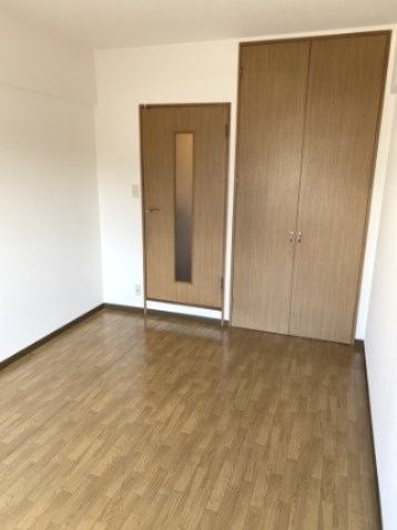 シャロームS ※別号室参考写真