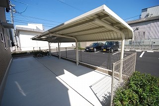 プレステージ 屋根付き駐輪場