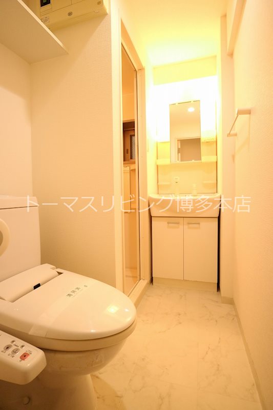 アイセレブ天神東 ※別号室参考写真