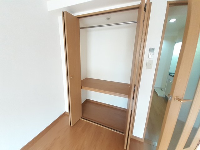 リーブラ都府楼壱番館 収納