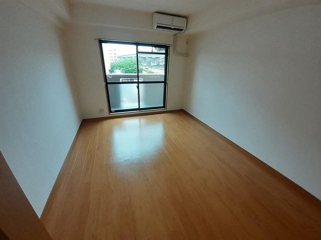 リーブラ都府楼壱番館 リビング