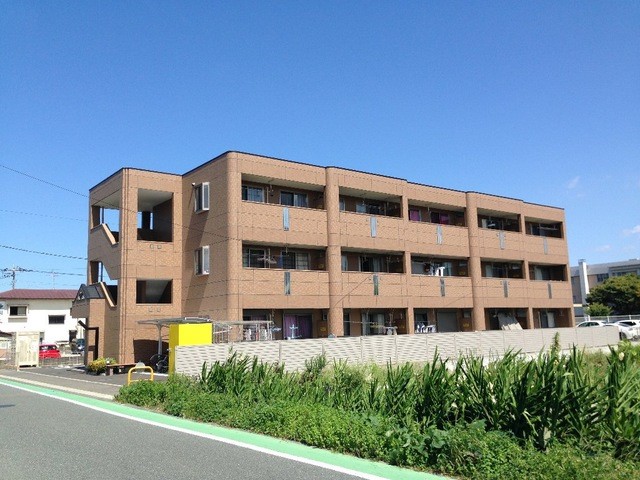 クレストール絆 外観
