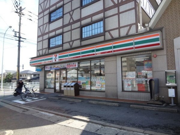 GECK南片江 セブンイレブン