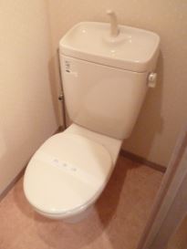 アミューゼ博多 トイレスペース。※別号室の参考写真になります。
