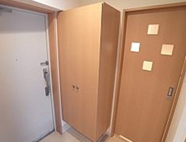 アイ・セレブ博多南 玄関です。同物件参考他部屋