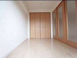 アイ・セレブ博多南 洋室です。同物件参考他部屋