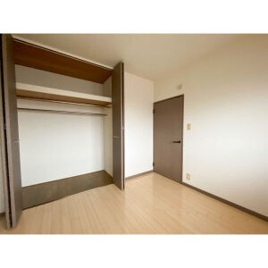 ソシア１５ 洋室　※別号室参考写真