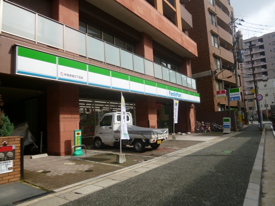 ガイアコート赤坂浄水 ファミリーマート