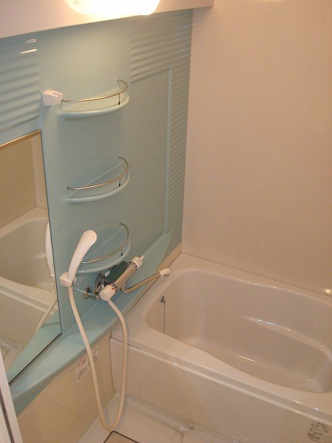 エンクレスト渡辺通南 ※別号室の参考写真です。
