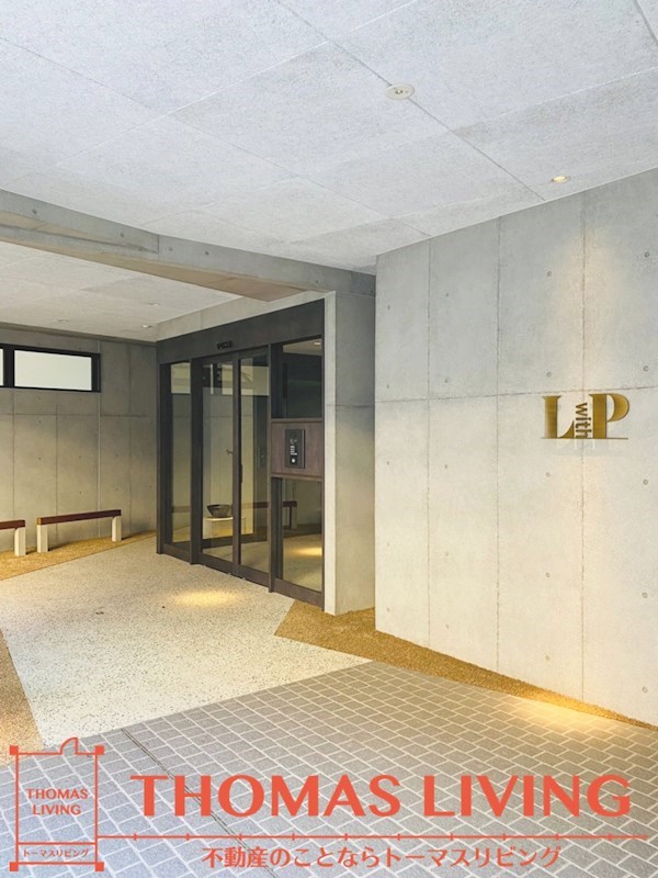 LwithP エントランス