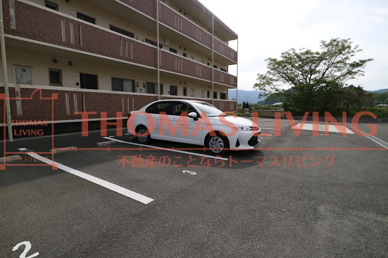 ユーミーウインクルムⅡ 駐車場