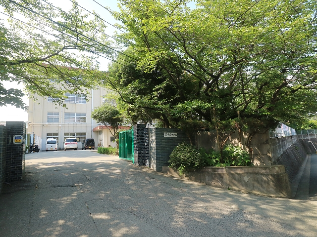 アウラビータ平尾 福岡市立平尾中学校