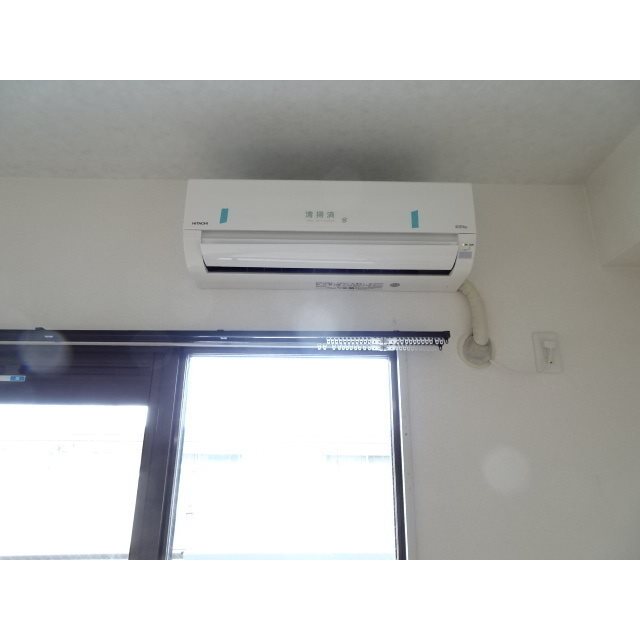 シティーキャッスル エアコン　※別号室参考写真