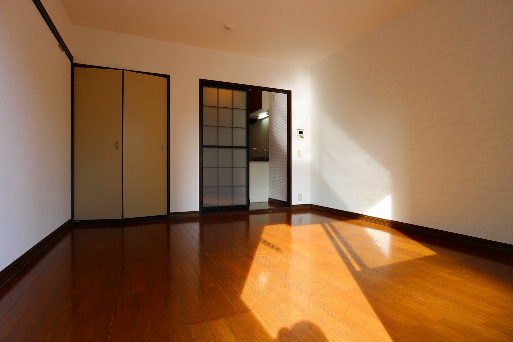 セフィラ学園通り 広々8.7帖の洋室で荷物の多い方も安心