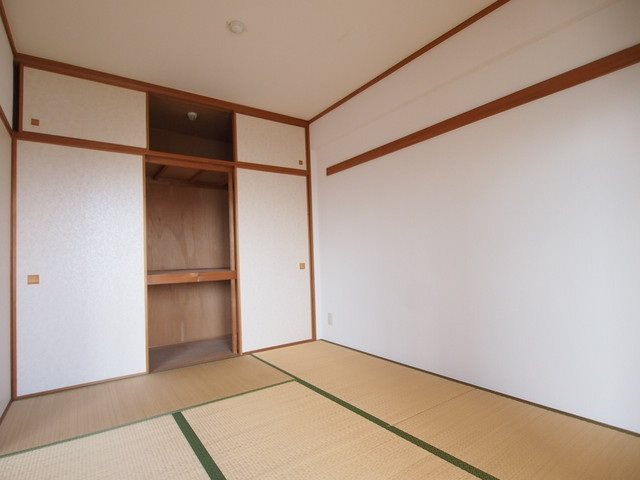 アーサー城南倶楽部フォレストヴィラ 収納