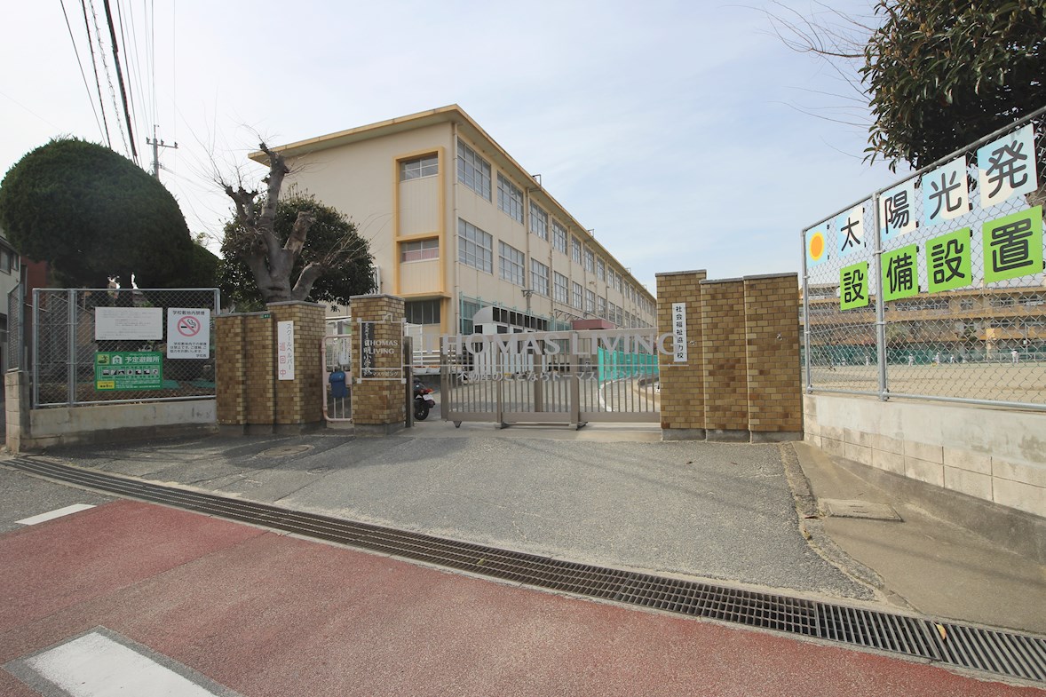 エクスクルーシブⅡ 北九州市立日明小学校