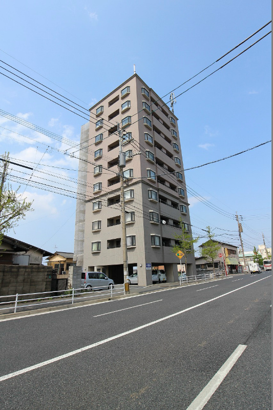 シャイニーヒルズ 外観