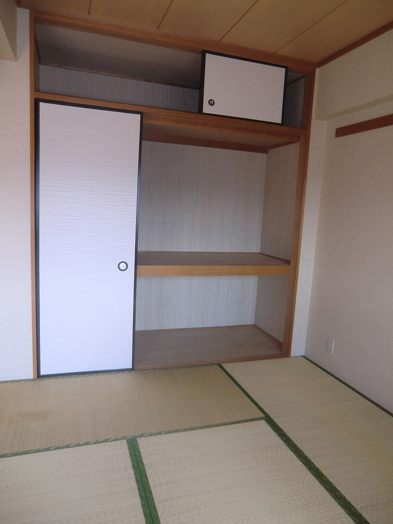 エバーライフネアシティ筑紫野 押入れ・別号室参考写真
