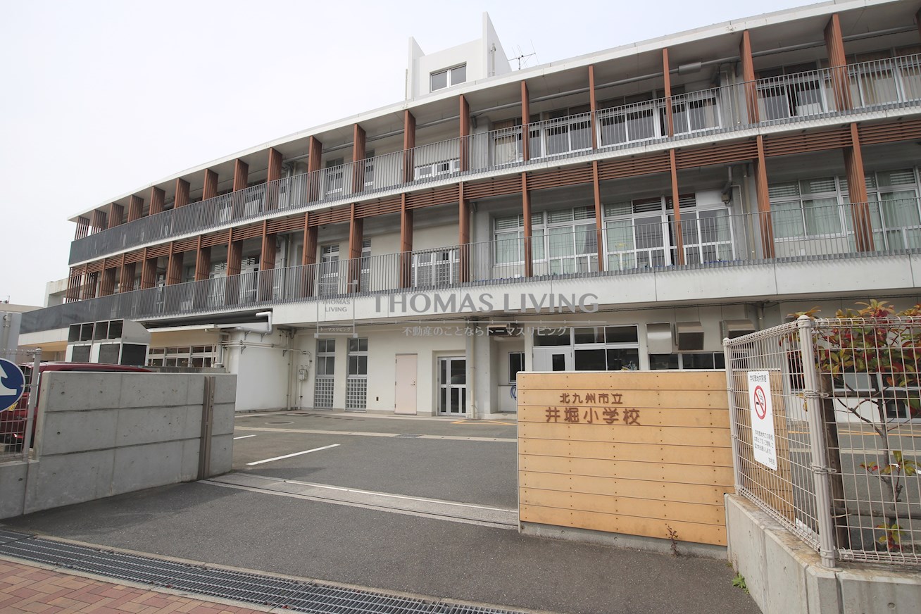 アネシス一枝B棟 北九州市立井堀小学校